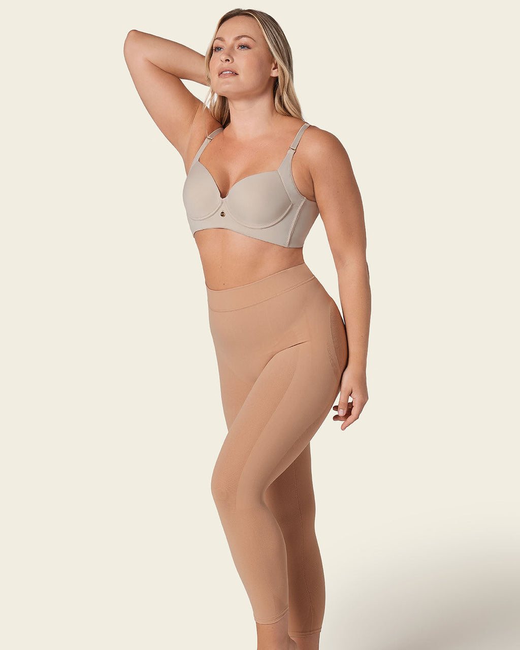PowerStay Short + SmartShape Capri in Golden Beige