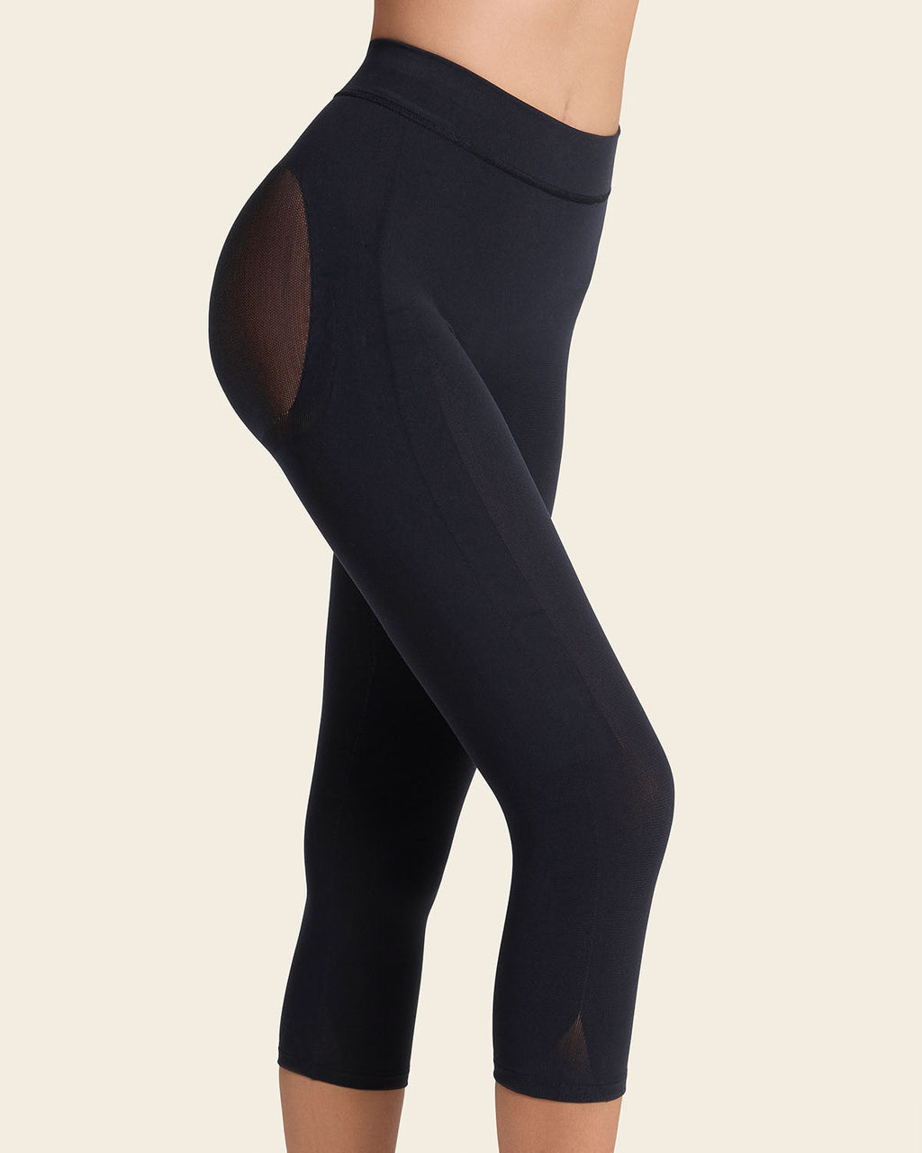 PowerStay Short + SmartShape Capri in Black