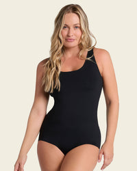 700 Black