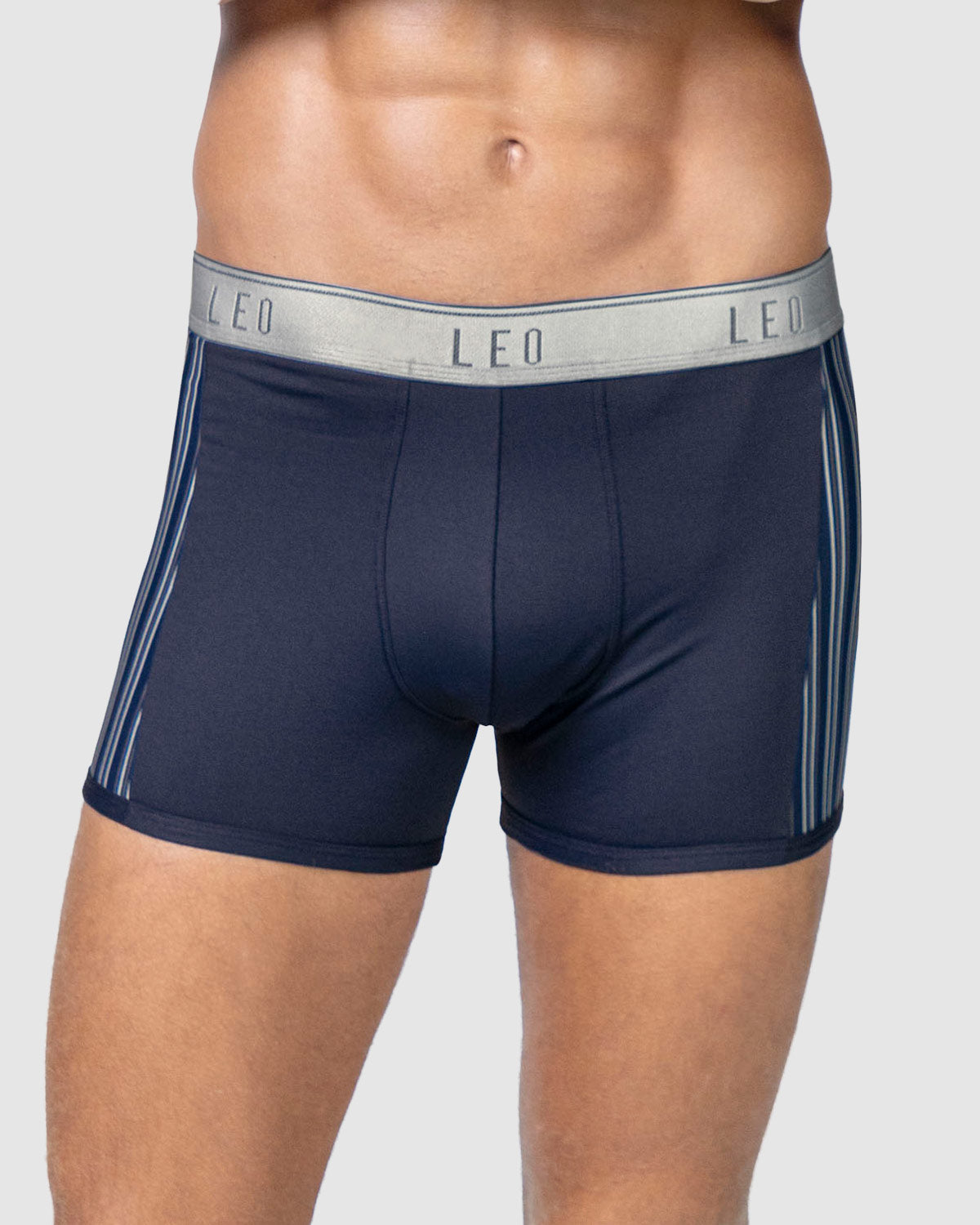 Perfect Fit Trunk with Contrast Details