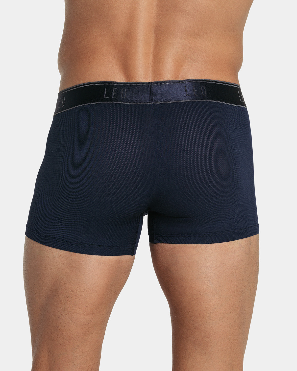 Ultra-Light Trunk with Ergonomic Pouch