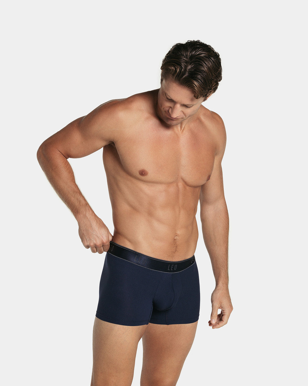 Ultra-Light Trunk with Ergonomic Pouch