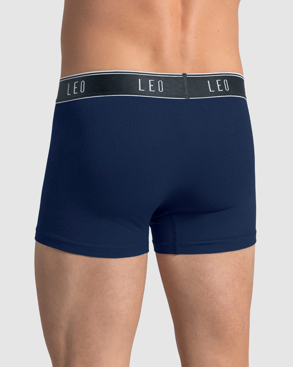 Ultra-Light Trunk with Ergonomic Pouch