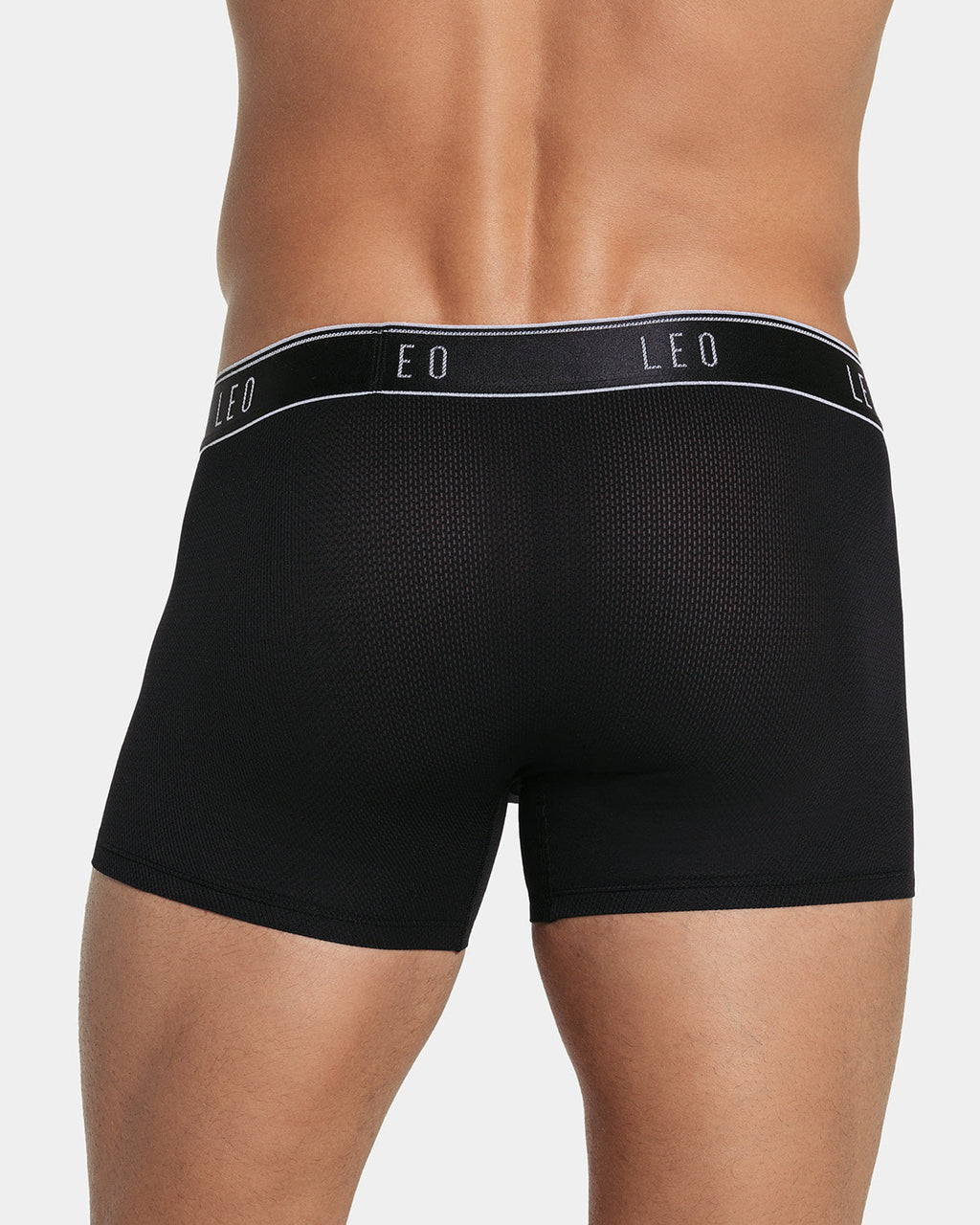 Ultra-Light Trunk with Ergonomic Pouch