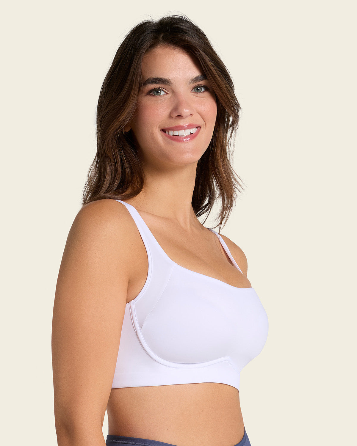 Everyday Bra + Stripe Undetectable Shaper Panty in White