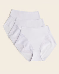 000 White