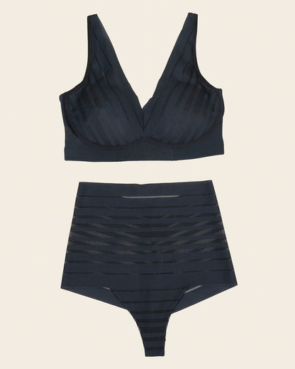 Daily Bra & UltraStripe Undetectable in Black